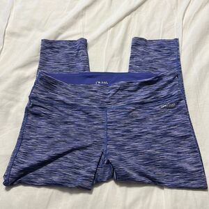 SPALDING Women’s Purple Workout Legging. Medium.